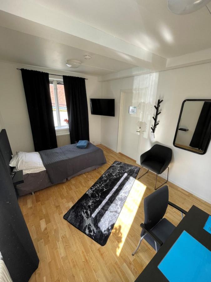 Dentas Hotell Raivi Hoting Kültér fotó